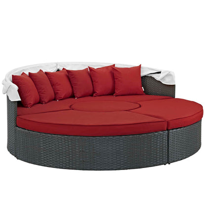 Sojourn Outdoor Patio Sunbrella® Daybed - Canvas Red