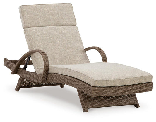 Beachcroft Chaise Lounge with Cushion